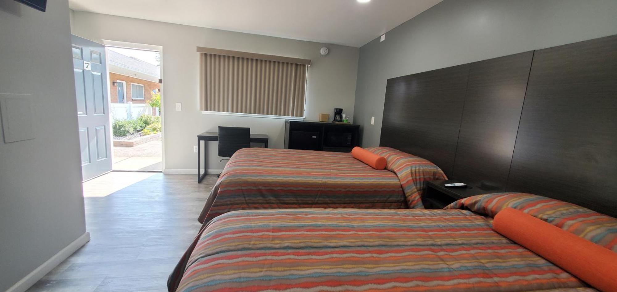 Villa Rosa Motel Painesville Екстер'єр фото